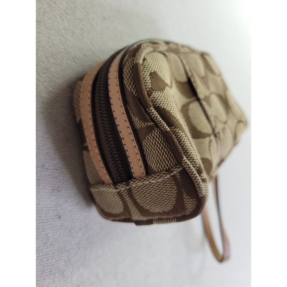 Coach Brown Signature CC Women Zip Up Leather Canvas Wristlet Jacquard Pockets - Picture 9 of 12